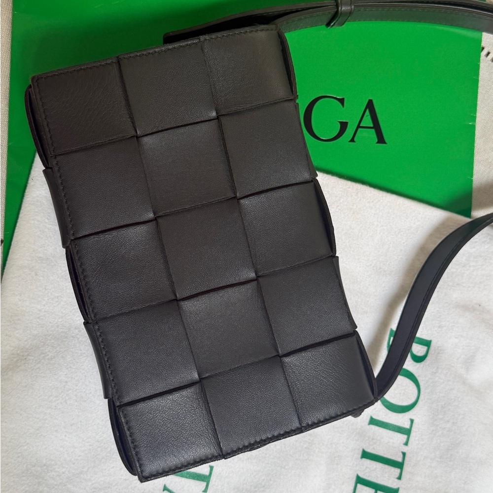 Bottega Veneta Cassette Green shoulder bag